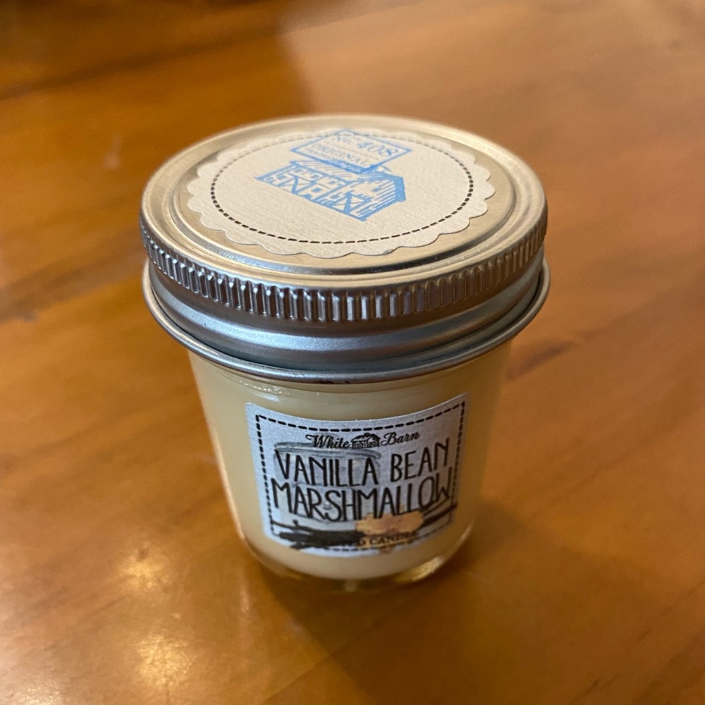 RARE- New Mini bath & body works candle